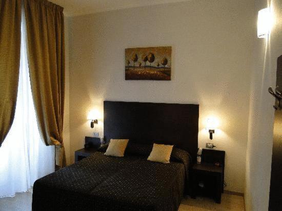 Pensión Roman Residence 2*